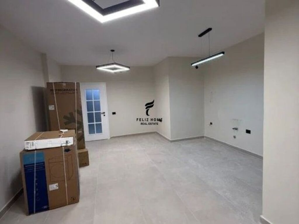 APARTAMENT ME QERA 2+1 KODRA E DIELLIT 750 EURO FH-64844