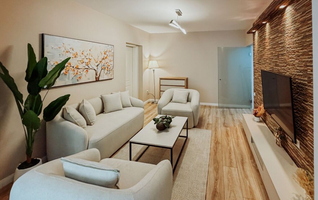 🏡 Appartamento in affitto 2+1 + guardaroba nel Centro (ramo di Myslym Shyri)