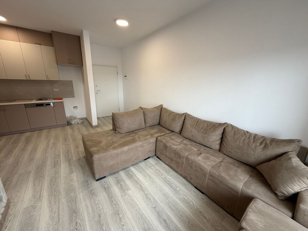 2+1, furnished at trio tower don bosko, 850 euro