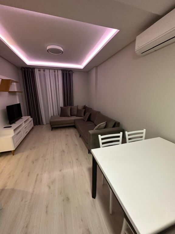 Apartament 2+1 me Qira tek Unaza e Re! 700 € /Muaj Sip. Totale  86m2