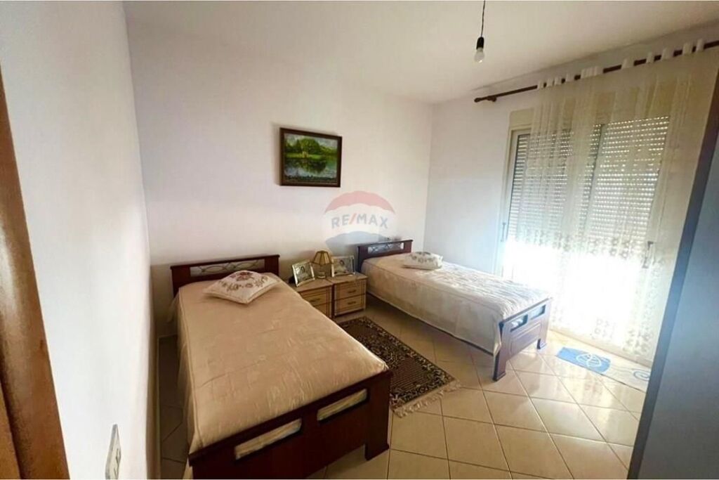 🏡 Apartament 2+1 për Shitje –Porti, Vlorë