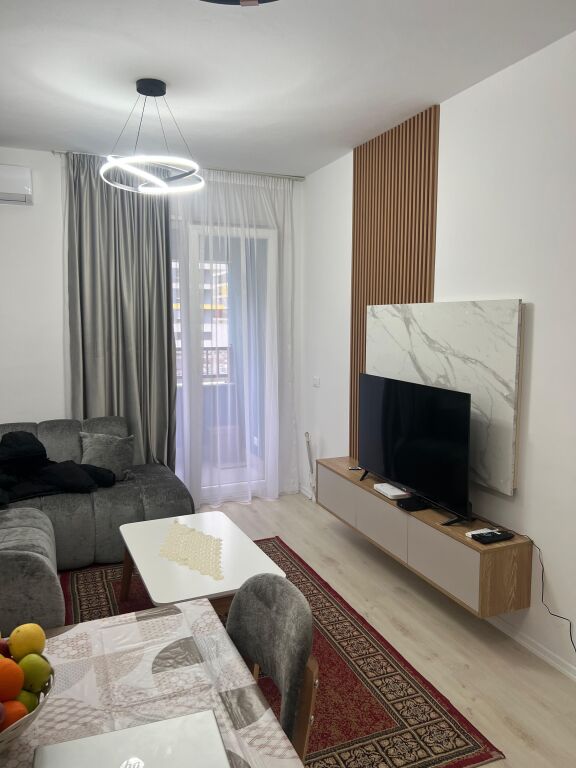 Apartament 1+1 për qira tek Univers City
