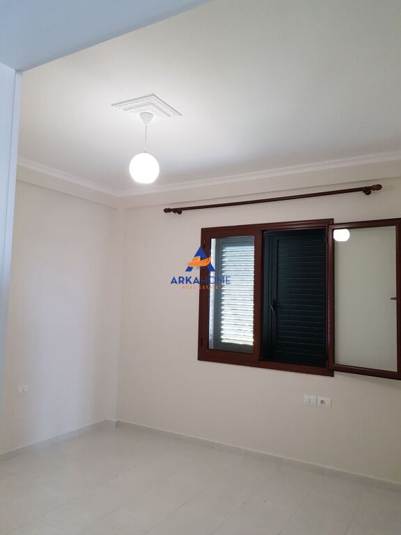 LOCALE IN AFFITTO 150M2 "VIA FUAT TOPTANI, CITTÀ DEGLI STUDENTI" 650 EURO