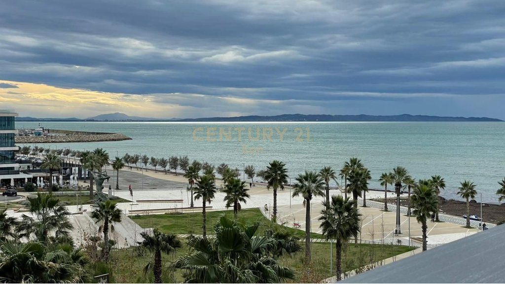 VENDESI SUPER APPARTAMENTO 2+1+2 CON VISTA MARE A VOLLGA, DURRES !!