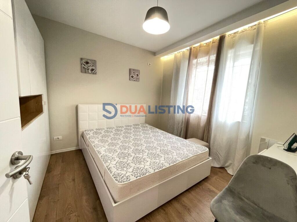 We rent a 2+1 apartment in the Brryli area.
