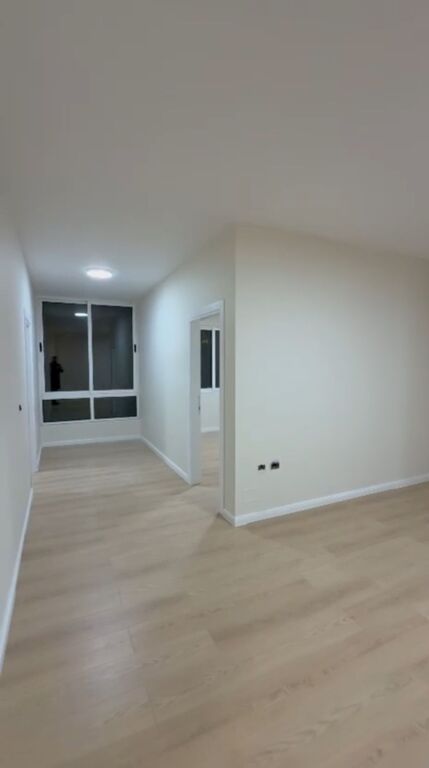 🏡 Apartament 3+1 për shitje – Kodra e Diellit (Rr. Rrapo Hekali)
