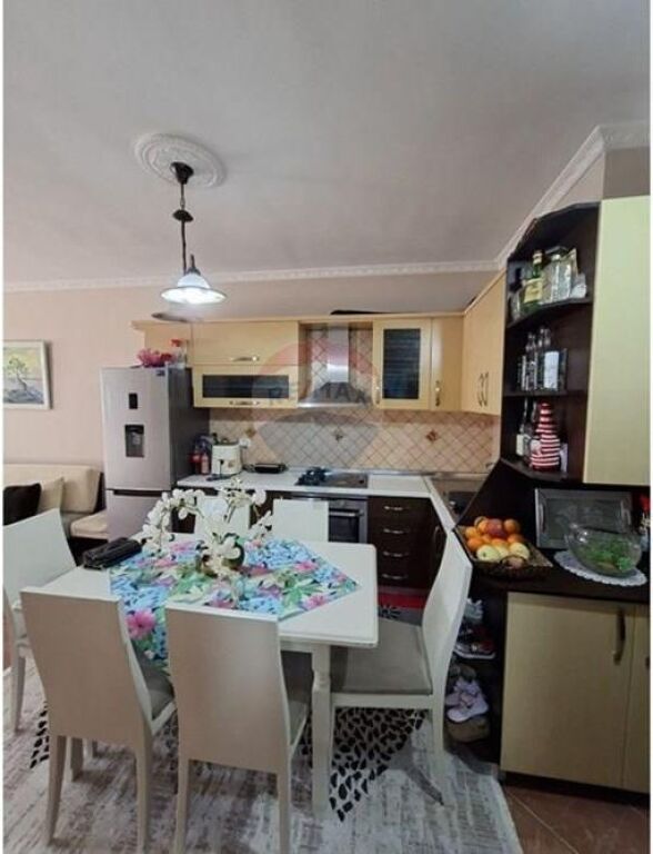 Apartment 1+1 for sale in Yzberisht