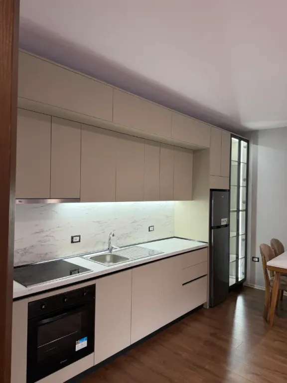 Jepet super apartament 1+1 me qera tek Bulevardi Ri