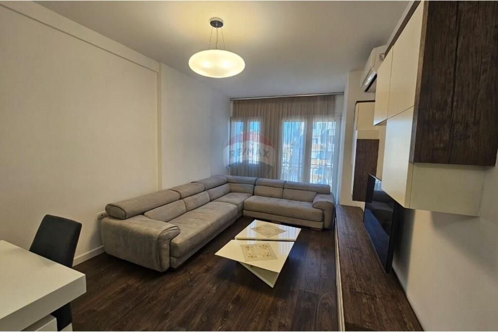 Apartament 2+1 për shitje – Rruga Tom Pllezha Astir