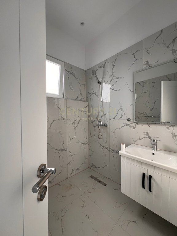 Appartamento 2+1 in Affitto a Kodra e Priftit, Tirana - 450€
