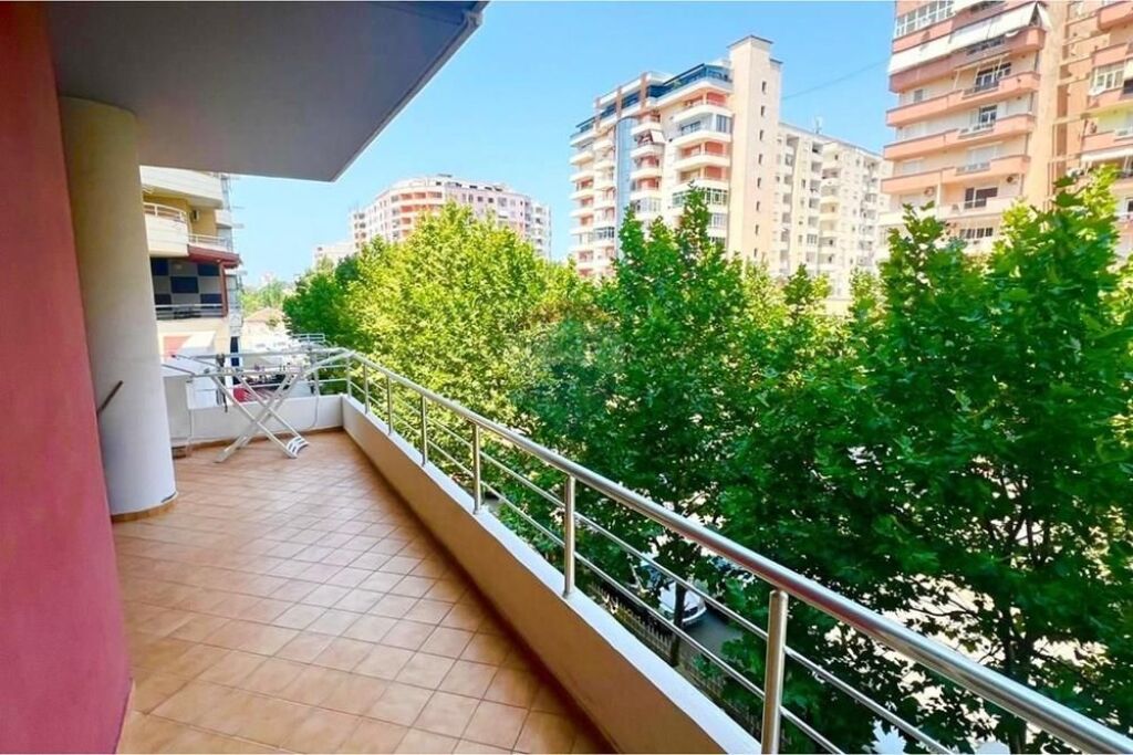 🏡 Apartament 2+1 për Shitje –Porti, Vlorë