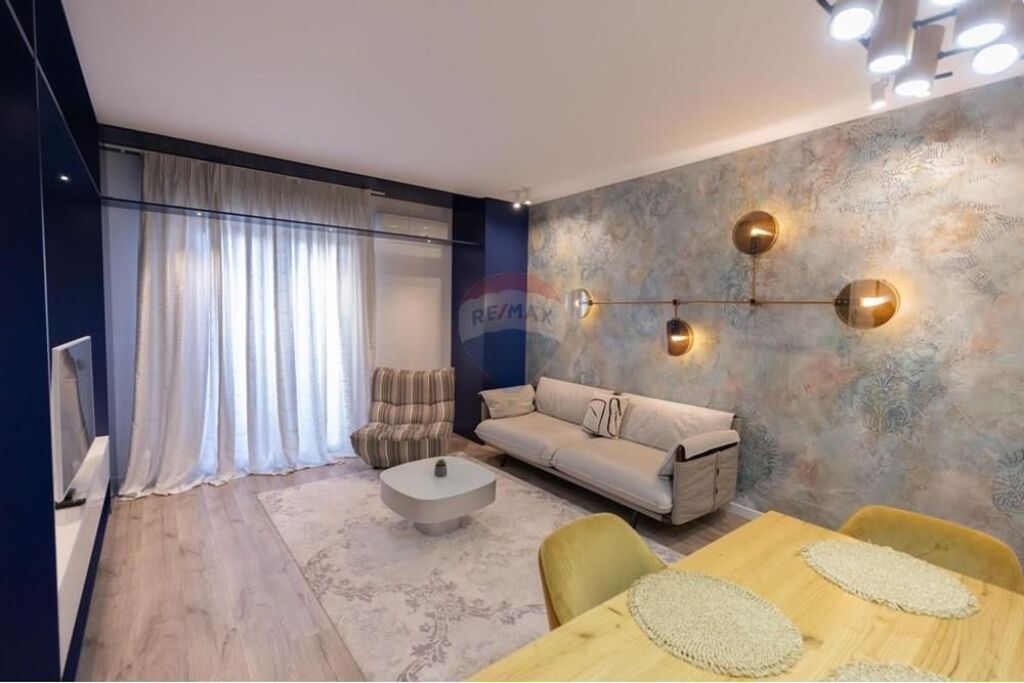 Appartamento 2+1 in vendita – vicino a Piazza Skënderbej