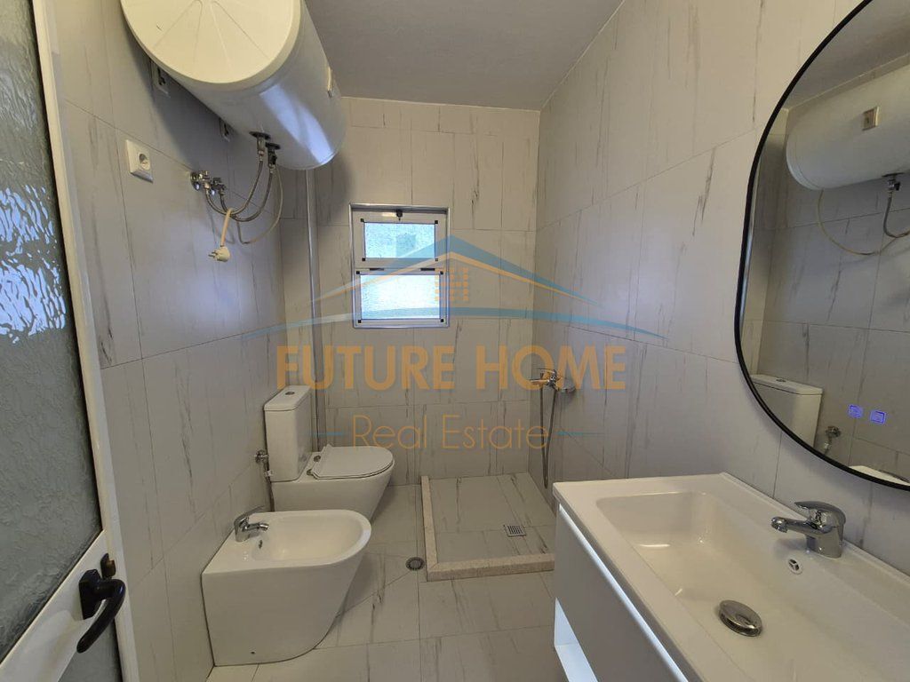 Shitet, Apartament 1+1, Oxhaku, Tiranë.