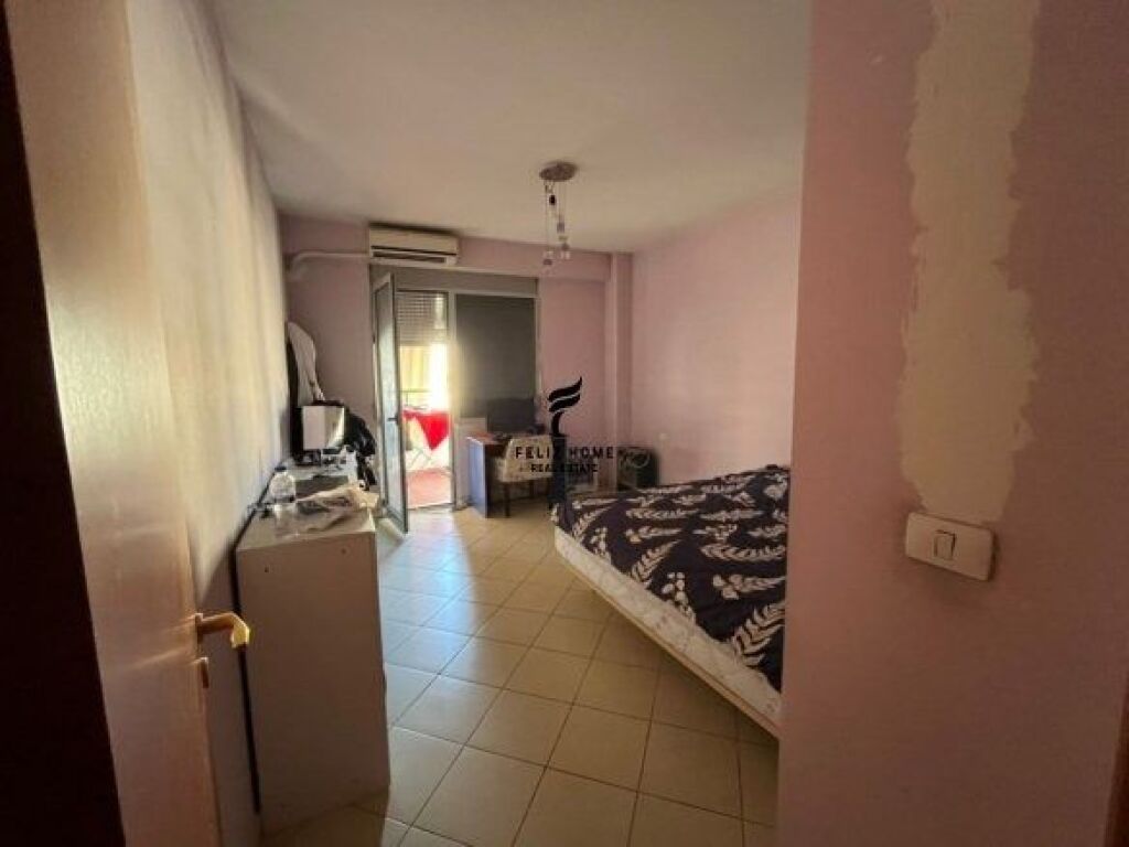 IN VENDITA APPARTAMENTO 2+1+2 VIA DIBRA 33.000.000 LEKE FH-64795