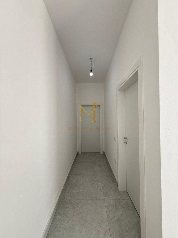 Vendesi Appartamento 2+1+ 90 m2 Veranda – Scoglio di Kavaja, Durazzo