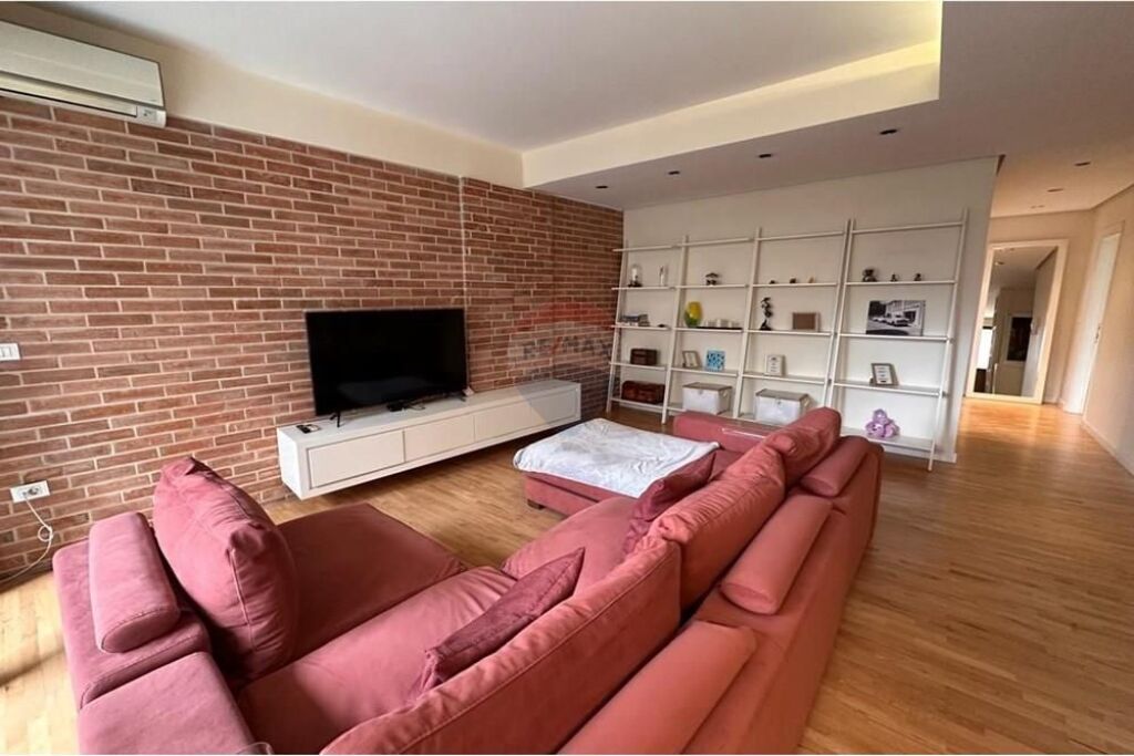 Apartament 2+1+2 per shitje tek Selvia