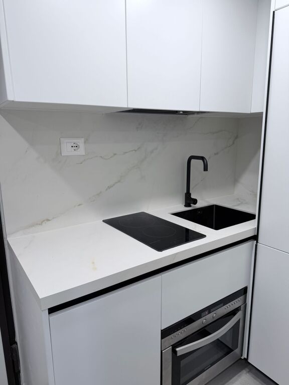 Affittasi appartamento / monolocale a 5 Maji
