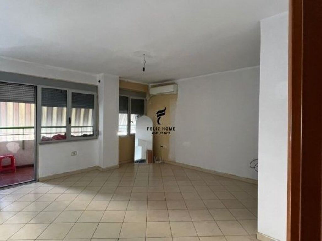 IN VENDITA APPARTAMENTO 2+1+2 VIA DIBRA 33.000.000 LEKE FH-64795