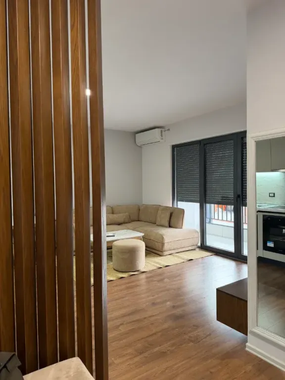 Jepet super apartament 1+1 me qera tek Bulevardi Ri