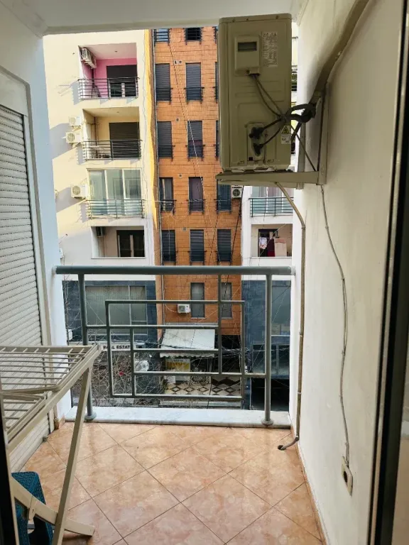 Affittasi appartamento 2+1+2 a Zogu Zi