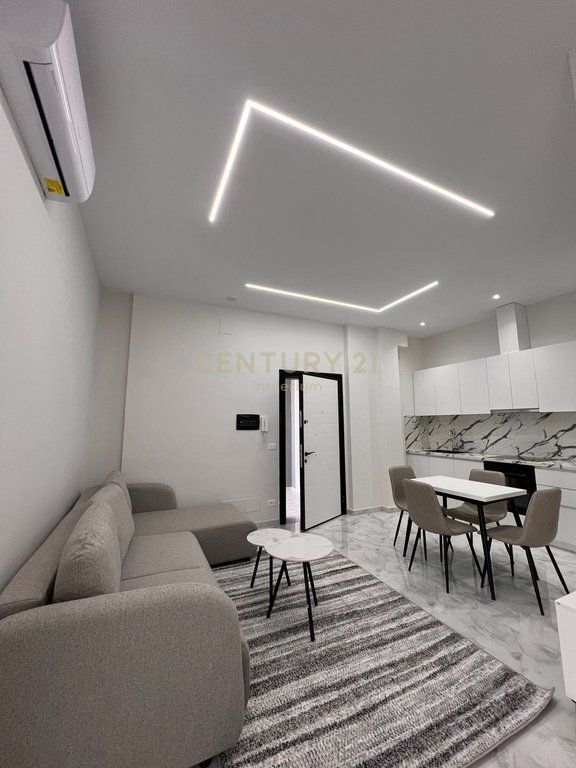 Appartamento 2+1 in Affitto a Kodra e Priftit, Tirana - 450€