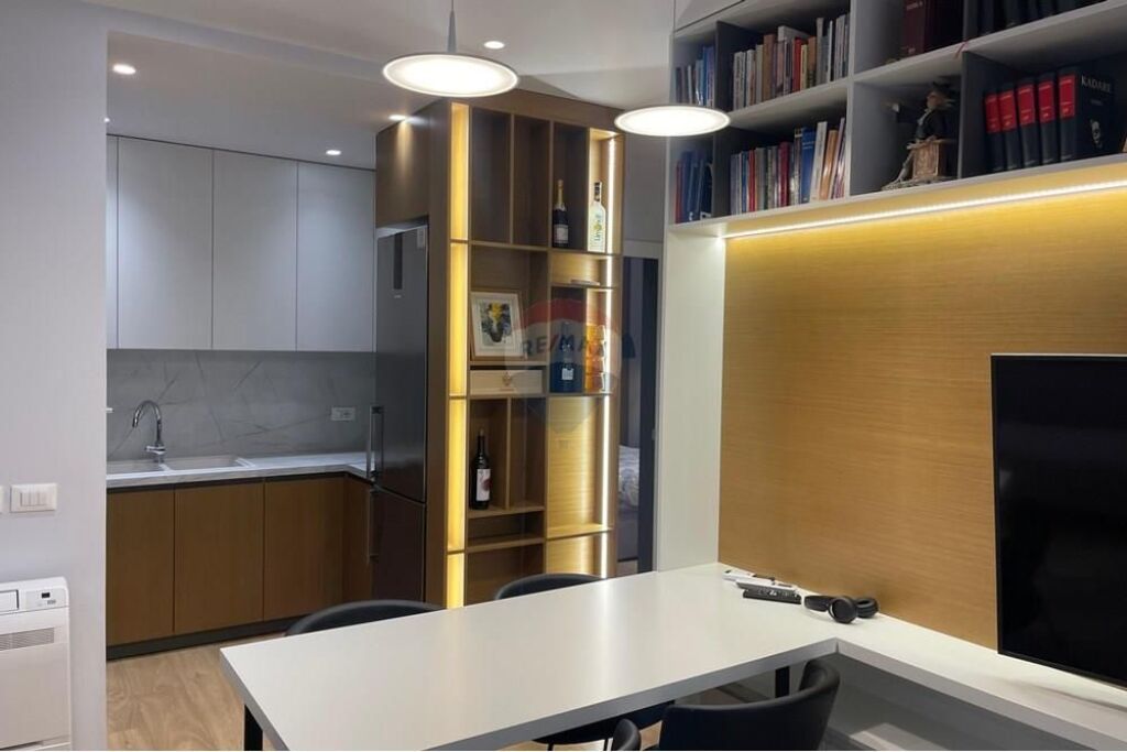 Apartment - For Rent - Olive Street, Tirana