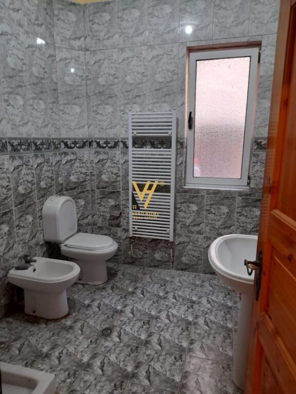 APPARTAMENTO 2+1+BLK IN AFFITTO AL KRISTAL CENTER 65.000 LEKE