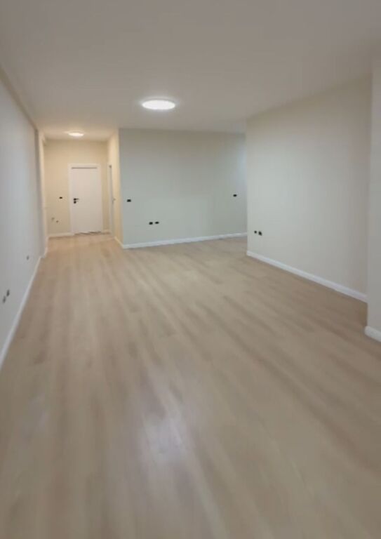 🏡 Apartament 3+1 për shitje – Kodra e Diellit (Rr. Rrapo Hekali)
