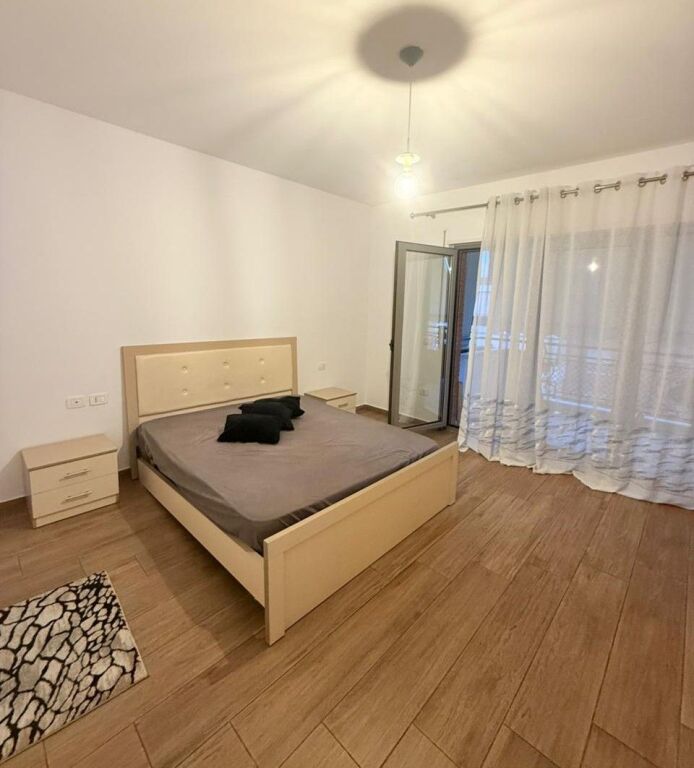 📌Appartamento 2+1 in Affitto con Posto Auto – Complesso Delijorgji