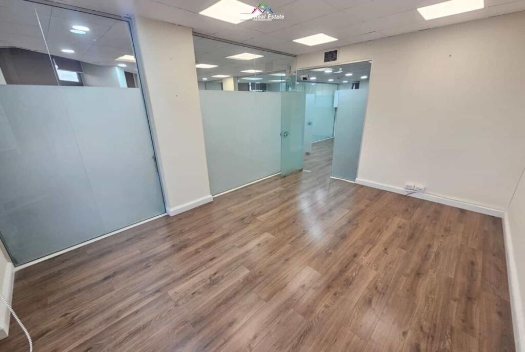 Zyre Me Qera Ne Bllok ( ID BZ2873) Tirane