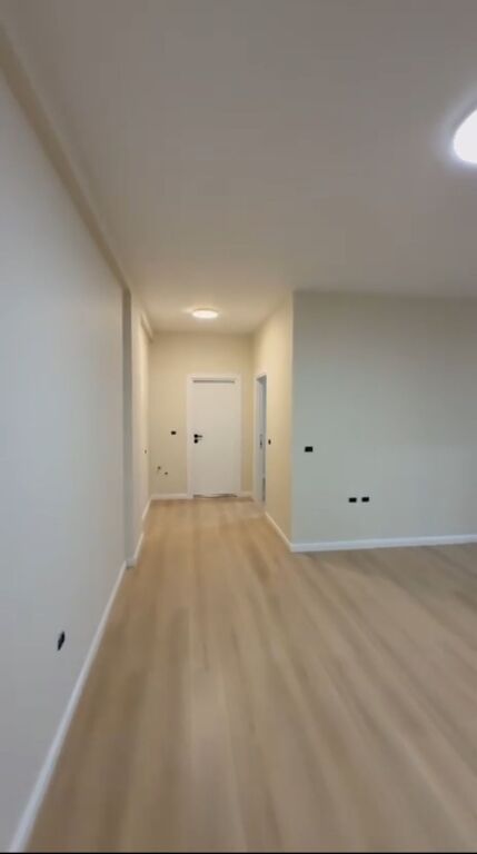 🏡 Apartament 3+1 për shitje – Kodra e Diellit (Rr. Rrapo Hekali)
