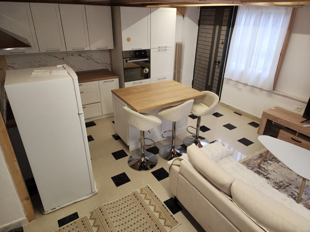 Newly furnished duplex – Floor 0, near Halili Complex