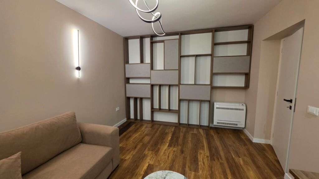 Apartament per qera prane Xhamise se Tabakve!