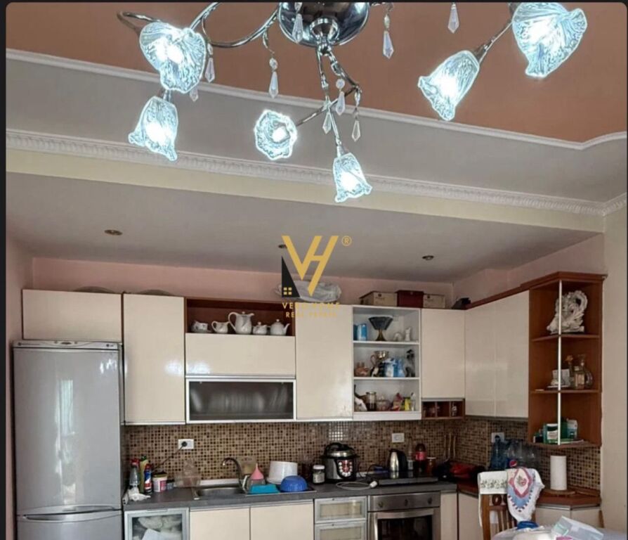 IN VENDITA APPARTAMENTO 2+1+2+3BLK IN VIA NAIM FRASHERI 25.000.000 LEKE