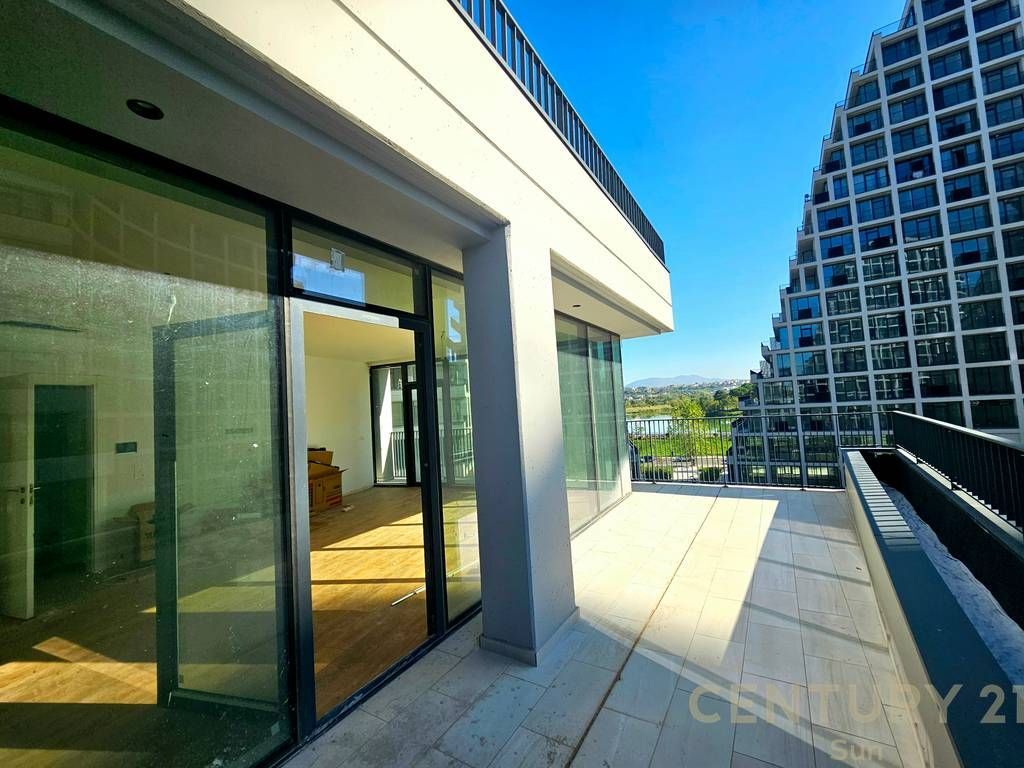 OFFICE FOR RENT IN LAKE VIEW RESIDENCES