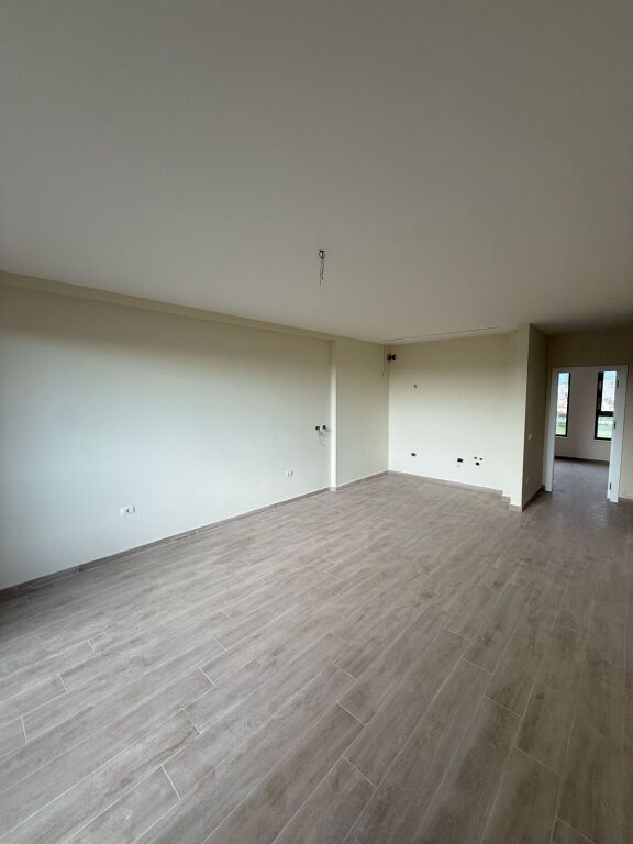 💥OKAZION💥 Shitet apartament 3+1 te Rruga Jordan Misja