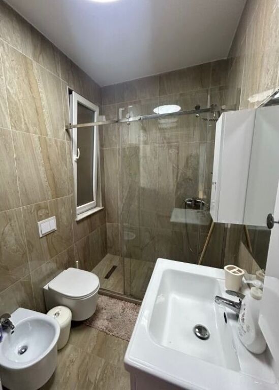 Pazar i ri apartament 2+1 me qera