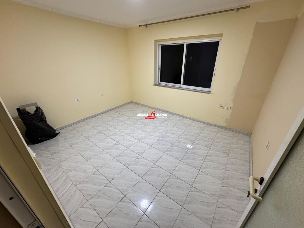 Appartamento 3+1 in vendita Centro tra Via Myslym Shyri e Via Kavaja (ID 4131494 )