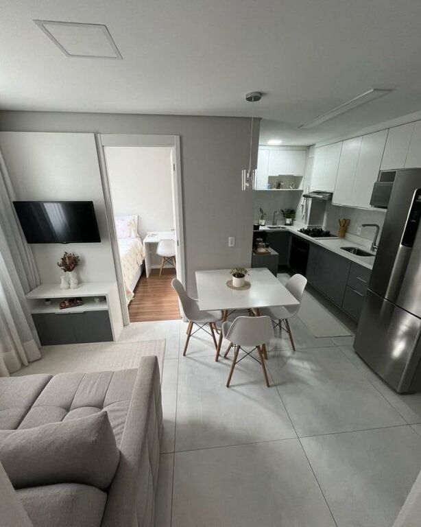Mjeksia QSUT Jepet me qera super  apartament 1+1 i pabanuar me pare kompleks i ri tek shkolla bashkuar prane mjeksise prane QSUT prane pediatrise vendodhje perfekte!