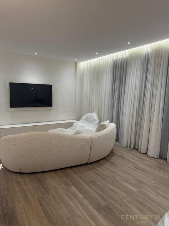Affittasi appartamento moderno 2+1 nella residenza Sofia Hill vicino a TEG
