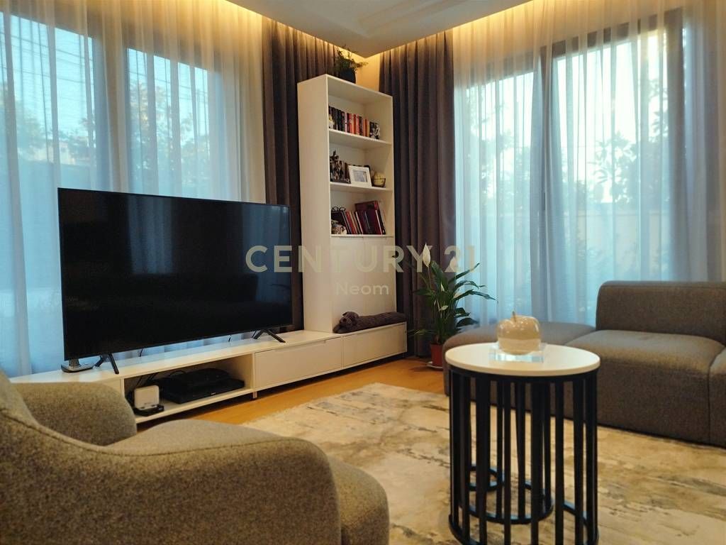 Villa for sale near Venue Club