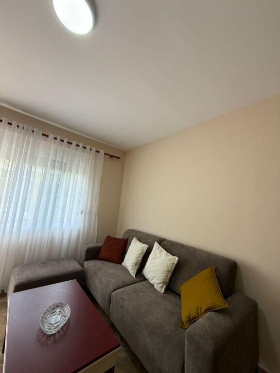 🔥 – Appartamento 1+1 a Shkëmbin e Kavajës solo 69.000€! 🔥