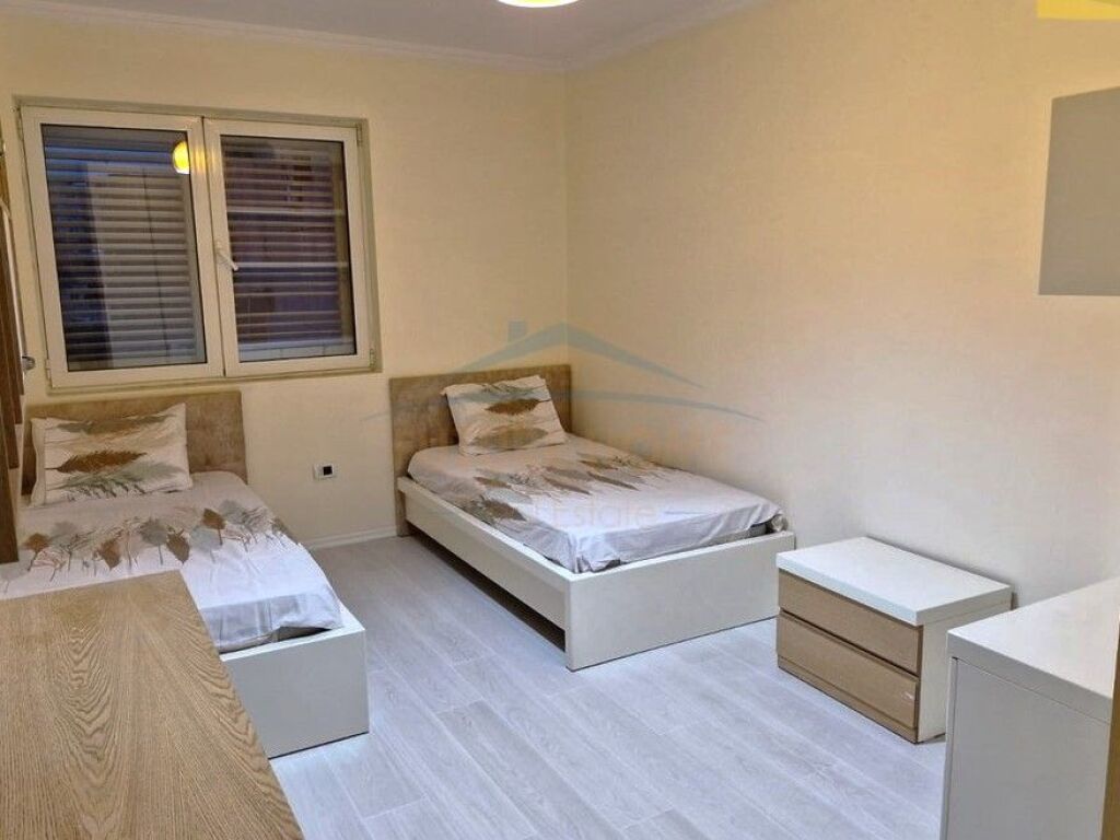 For sale, Apartment 3+1+2, Porcelan, Tirana
