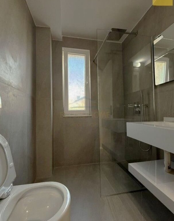 For sale, Apartment 1+1, Siri Kodra Street, Tirana