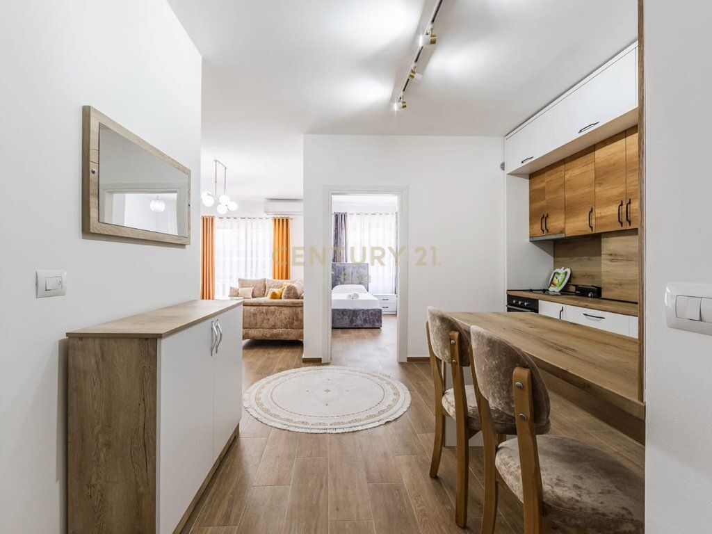 SHITET SUPER APARTAMENT NE GOLEM !