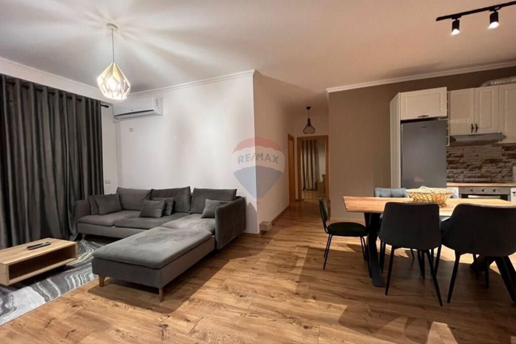 Apartament 2+1 per qira,Kopshti Botanik
