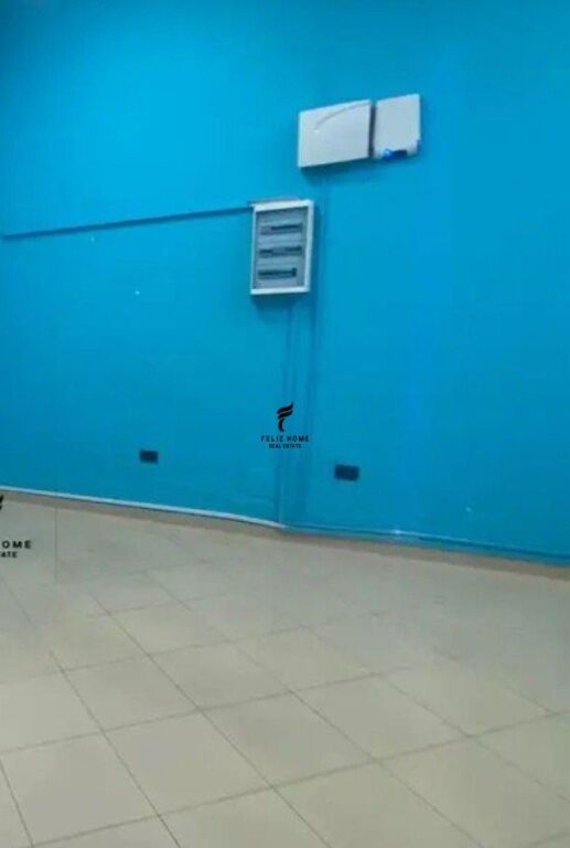 DYQAN ME QERA 160 M2 PALLATI ME SHIGJETA 250.000 LEKE FH-64922