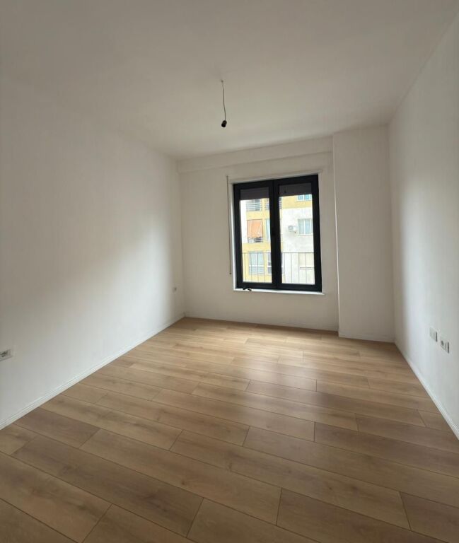 Appartamento 2+1 per ufficio Rrg Karl Gega