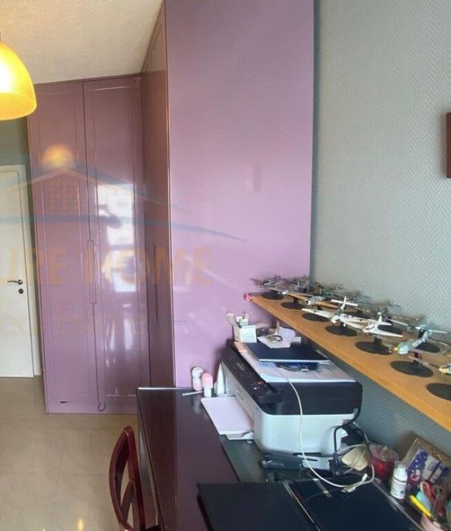 In vendita, Appartamento 3+1, Complesso "Kontakt", 21 Dhjetori