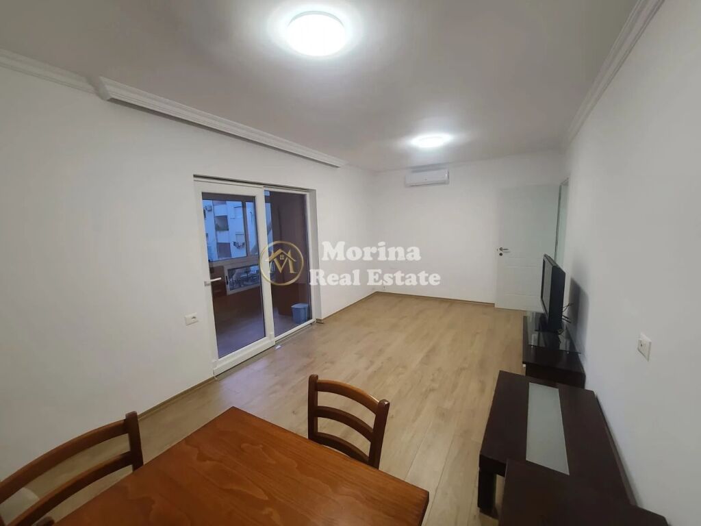 Affitto | Appartamento 2 + 1 | Piazza Skënderbej | 1200 €/mese